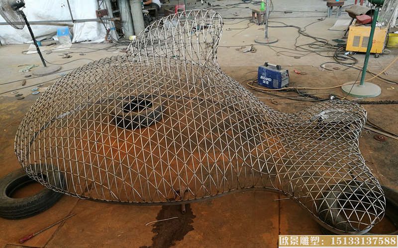 不锈钢鱼雕塑 镂空鱼雕塑 鱼雕塑图片